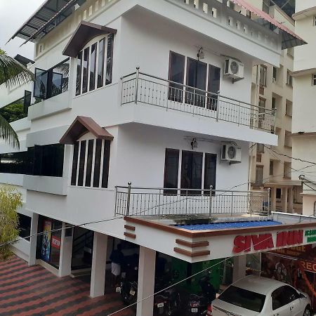 Guruvāyūr Shiva Inn מראה חיצוני תמונה